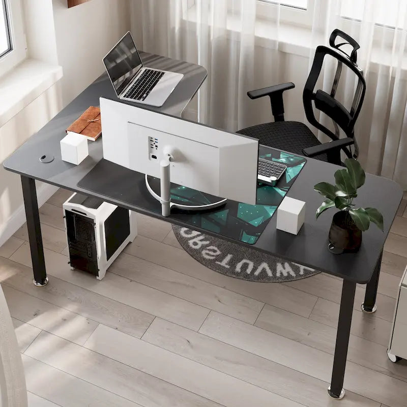 Bureau d'angle en L noir avec tapis de souris, pour une personne