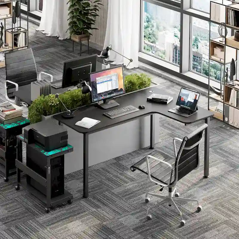 Bureau d'angle en L noir avec tapis de souris, pour une personne