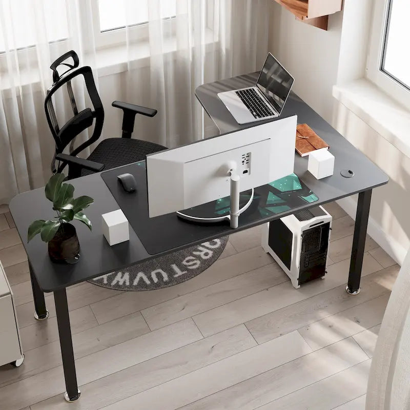 Bureau d'angle en L noir avec tapis de souris, pour une personne